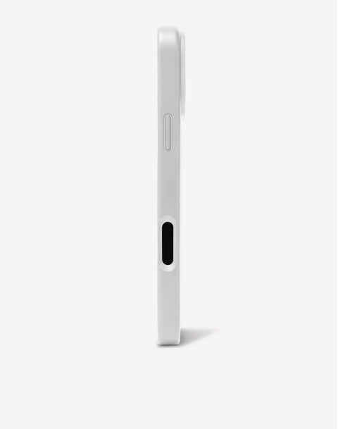 TECH ACCESSORIES - ALUMINUM
Silver Case for iPhone 16 Pro Max & iPhone 16 pro