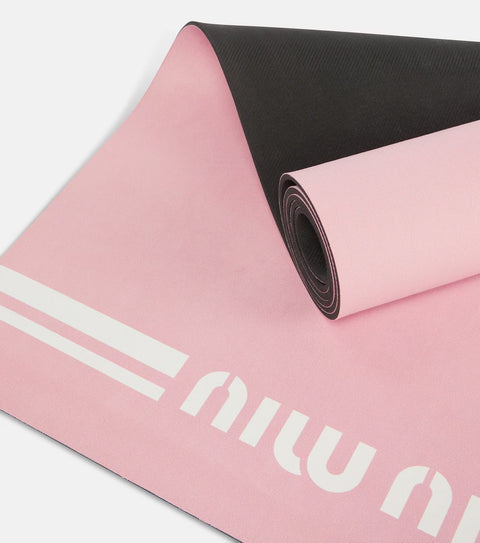 MIU MIU
Logo yoga mat