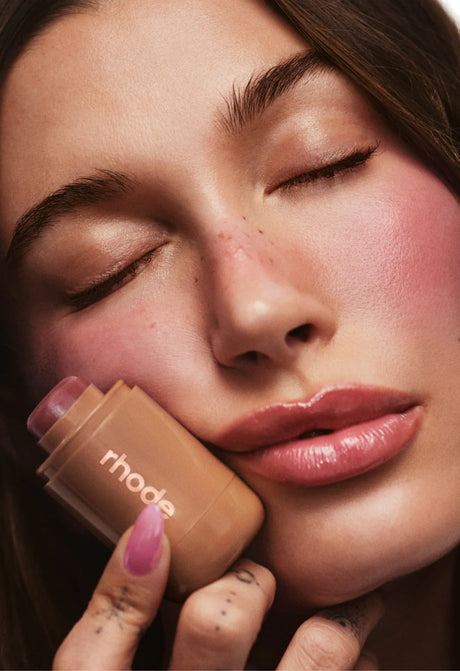 pocket blush
THE NATURAL FLUSH